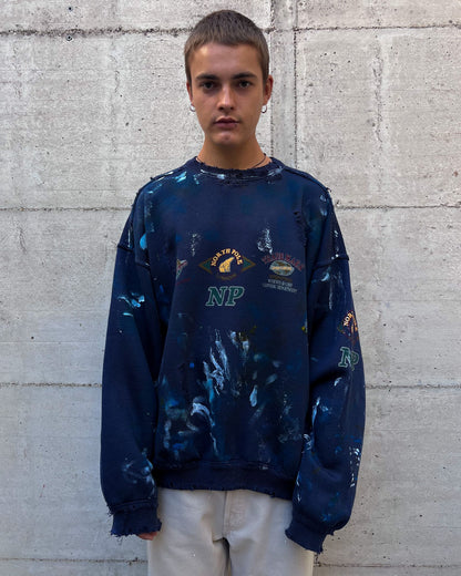 DISTRESSED CREWNECK V4