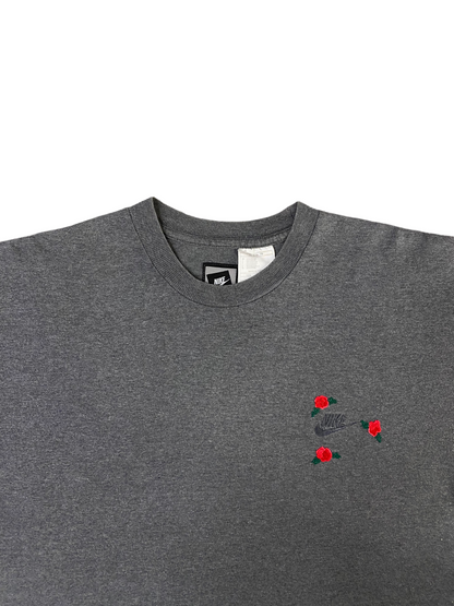 ROSES NIKE TEE V2 - Nicolò Puccini